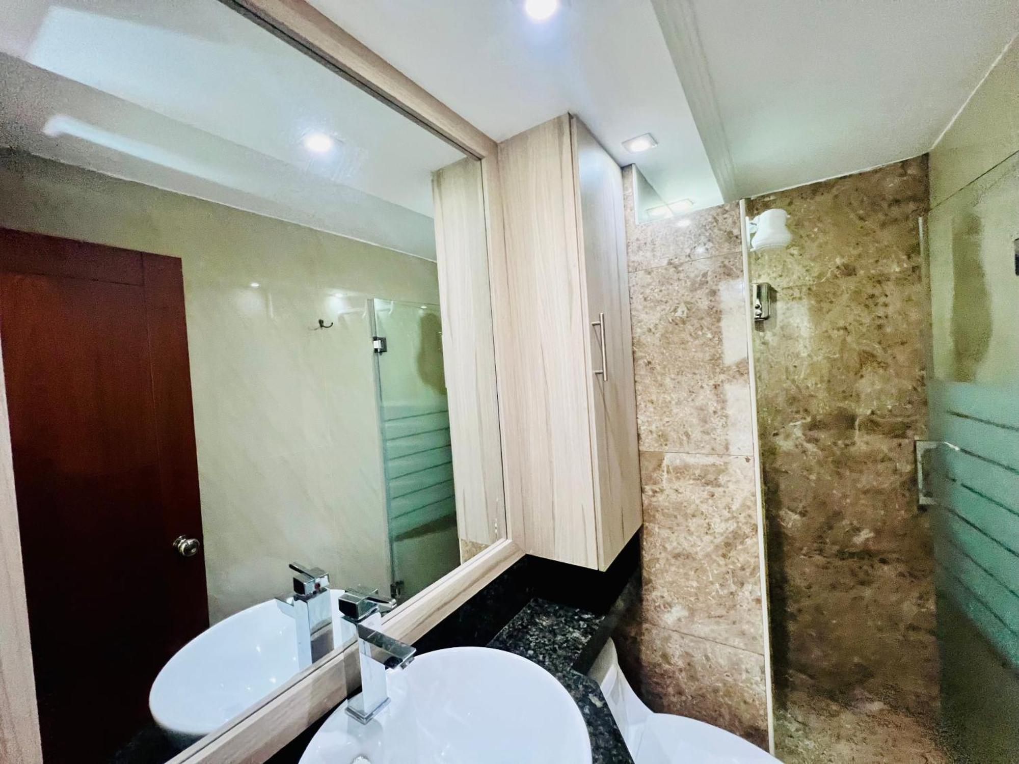 Sol Y Confort Suites Machala Extérieur photo
